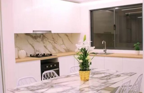 Mindelo Apartment | 3-bdr apt 10-min walk laginha beach - LCGR