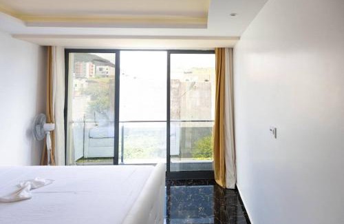 Praia Apartment | Pet-Friendly 3-Bedroom Apartment in Palmarejo - Rated 9.4