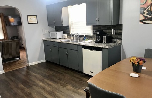 La Salle House | Pet-Friendly 3 BDR Home with Fenced Yard Near Starved Rock