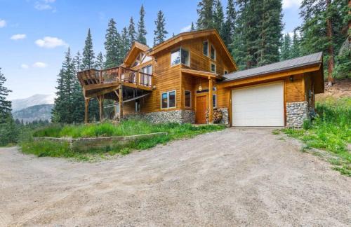 Alma House | Secluded 3 BDR Retreat with Majestic Mountain Views