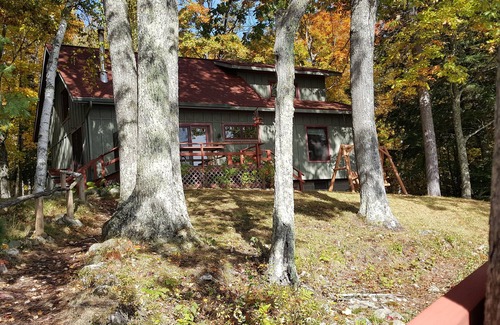 Lac du Flambeau Cabin | Top-Rated 3 Bedroom Lakefront Cabin with Spa & Pool Access