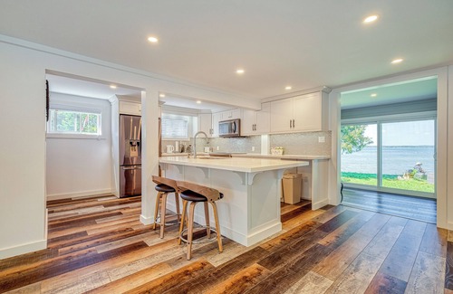 Virginia Cottage | 3 Bdrm Newly Renovated Water Front Cottage On Lake Simcoe