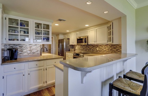 Sea Pines Villa | Serene 3-Bedroom Waterfront Villa in Harbour Town