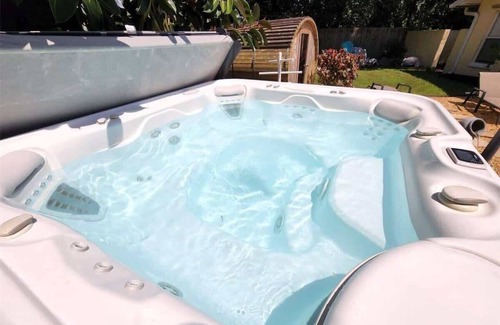 Lutz House | Relaxing Retreat with Heated Pool & Spa in Tampa, FL