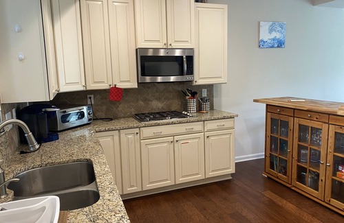 Ocean View Villa | Immaculate 3-Bed Villa in Bay Forest - Oceanfront Bliss