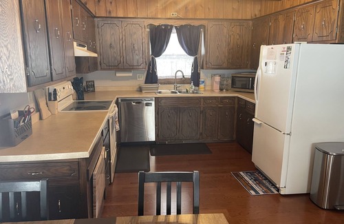 Stearns County House | Inviting Lake House with Pool and Hot Tub for Relaxation