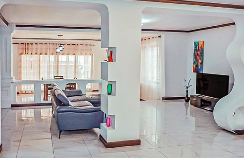 Monrovia Villa | Modern 3-Bedroom Retreat with Kitchen Amenities