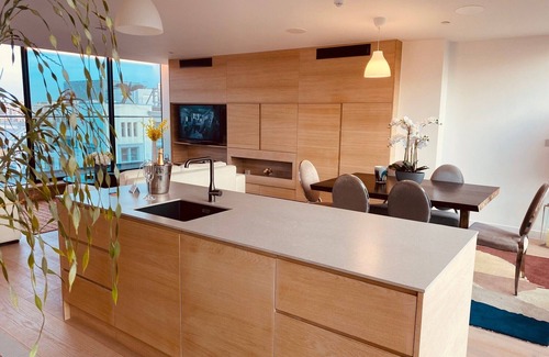 Bunhill Apartment | Elegant 3 Bed Penthouse with Terrace in Central London