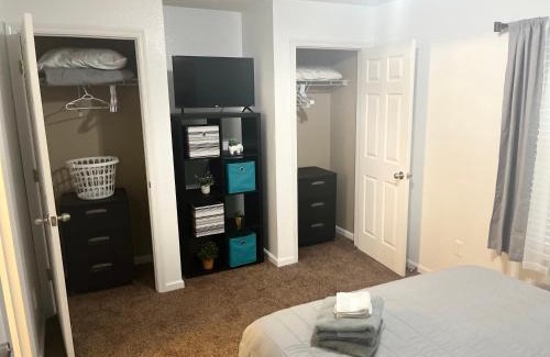 Tallahassee Apartment | Family-Friendly 3 Bed, 3 Bath Townhome for Memorable Stays