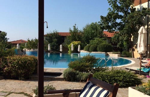Sveti Vlas Apartment | Family-Friendly 3 Bed Apartment in Garden of Eden, St Vlas