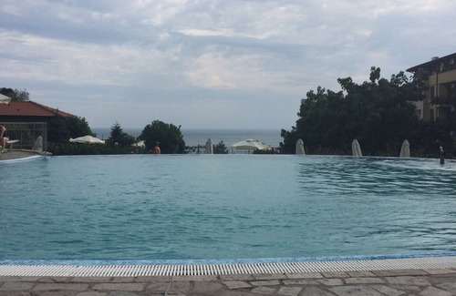 Sveti Vlas Apartment | Family-Friendly 3 Bed Apartment in Garden of Eden, St Vlas