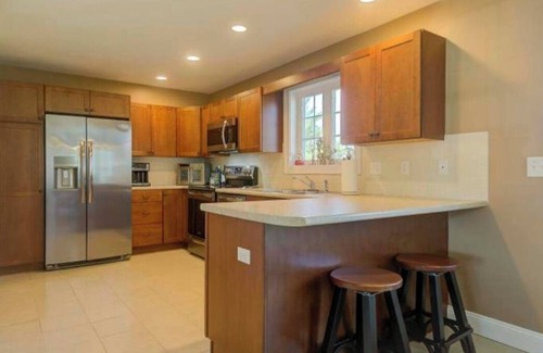 Intervale Condo | 3-bed condo in the Heart of North Conway sleeps 8 Mins from Cranmore & Storyland