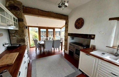 Sunderland Cottage | Charming Countryside Cottage Near Sunderland with Breakfast