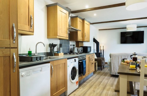 Falmouth Cottage | Pet-Friendly 3-Bed Cottage Near Falmouth with Shared Pool
