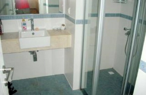 Side Apartment | Duplex Retreat with Private Pool Near All Attractions