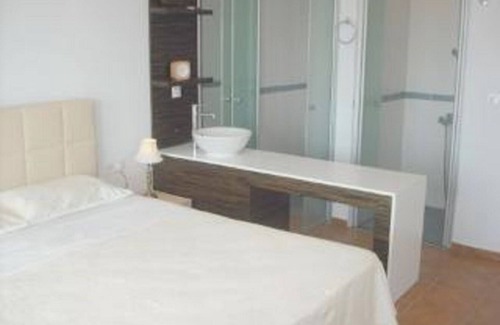 Side Apartment | Duplex Retreat with Private Pool Near All Attractions