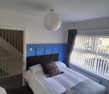 Canton House | Family-Friendly 3 Bed Home in Central Cardiff Awaiting You