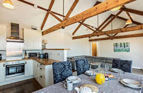 Kingswear House | Family-Friendly 3-Bed Retreat in Barnstaple