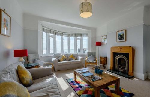 Bexhill-on-Sea Apartment | Family-Friendly 3-Bed Accommodations in Bexhill on Sea