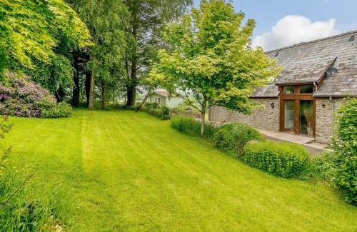Llanfihangel Tal-y-llyn House | Pet-Friendly 3-Bed Retreat in Brecon for Your Family