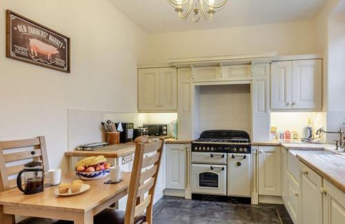 Buckie House | Comfortable 3-Bed Retreat in Buckie with Hot Tub