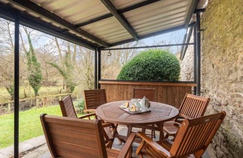 Llandrindod Wells House | Comfortable 3-Bedroom Retreat in Builth Wells