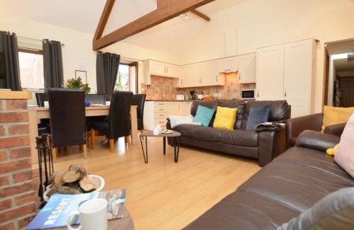 Whitchurch Canonicorum House | Family-Friendly 3-Bed Retreat in Beautiful Charmouth