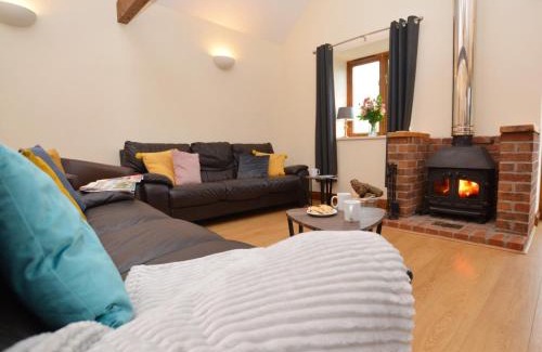 Whitchurch Canonicorum House | Family-Friendly 3-Bed Retreat in Beautiful Charmouth
