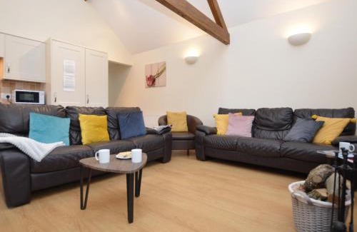 Whitchurch Canonicorum House | Family-Friendly 3-Bed Retreat in Beautiful Charmouth