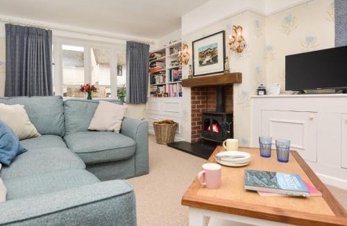 Cerne Abbas House | Family-Friendly 3 Bed Retreat in Cerne Abbas