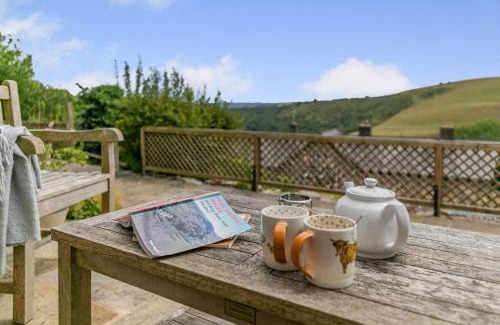 Litton House | 3 Bed in Cressbrook oc-b32600