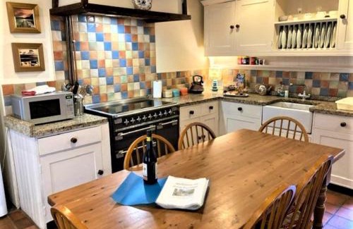 Holmrook House | Cozy 3-Bedroom Retreat in Pet-Friendly Eskdale SZ416