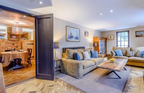 Faversham House | Pet-Friendly 3-Bedroom Retreat in Faversham