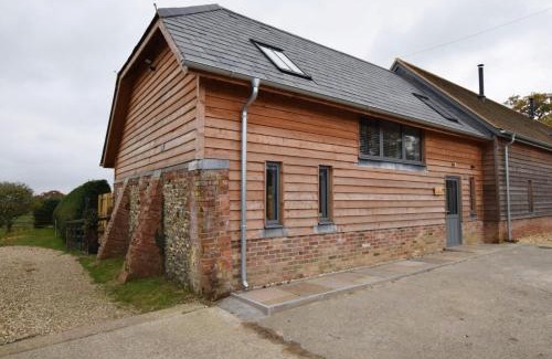 Woodfalls House | Family-Friendly 3-Bedroom Retreat in Fordingbridge