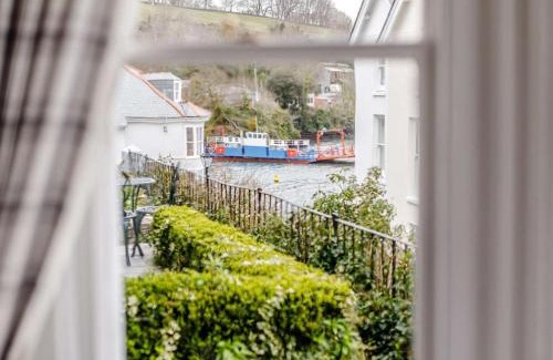 Fowey House | Family-Friendly 3-Bed Retreat in Scenic Fowey