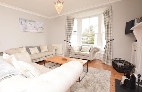 Fowey House | Family-Friendly 3-Bed Retreat in Scenic Fowey
