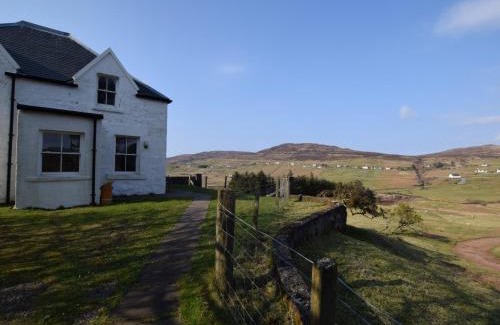 Colbost House | Family-Friendly 3 Bed Retreat in Isle of Skye with Hot Tub
