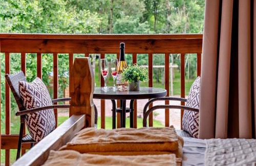 Little Marcle House | Top-Rated 3-Bedroom Retreat in Ledbury with Pool & Hot Tub