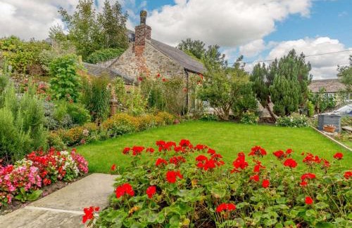 Spennithorne House | Family-Friendly 3-Bed Retreat in Leyburn with Pet Perks