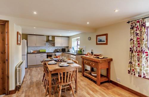 Airton House | Family-Friendly 3-Bed Retreat in Scenic Malham