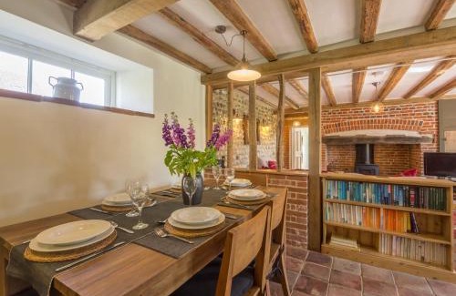 North Creake House | Exceptional 3-Bed Retreat in North Creake with Pet-Friendly Amenities