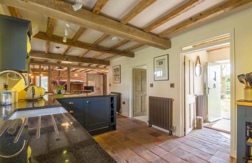 North Creake House | Exceptional 3-Bed Retreat in North Creake with Pet-Friendly Amenities