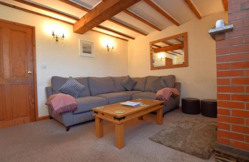 Padstow House | Family-Friendly 3-Bed Retreat in Padstow - Pet Welcome!