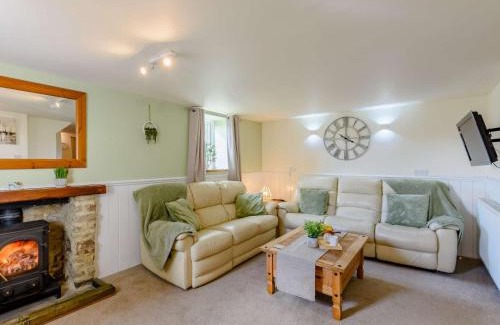 Newton-on-Rawcliffe House | Cozy 3-Bed Getaway in Pickering with Private Pool & Spa