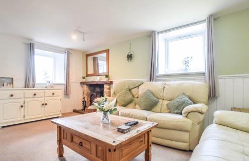 Newton-on-Rawcliffe House | Cozy 3-Bed Getaway in Pickering with Private Pool & Spa