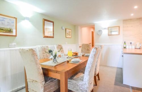 Newton-on-Rawcliffe House | Cozy 3-Bed Getaway in Pickering with Private Pool & Spa