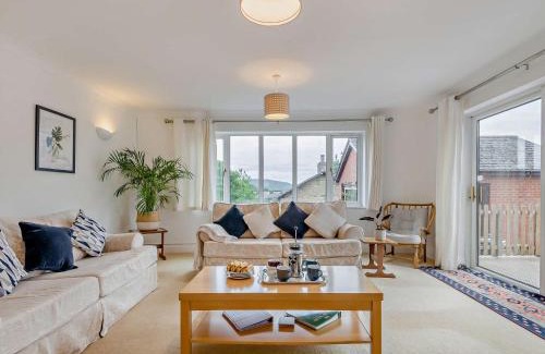 Ross-on-Wye House | Cozy 3-Bed Retreat in Ross-on-Wye - Pet Friendly & Accessible