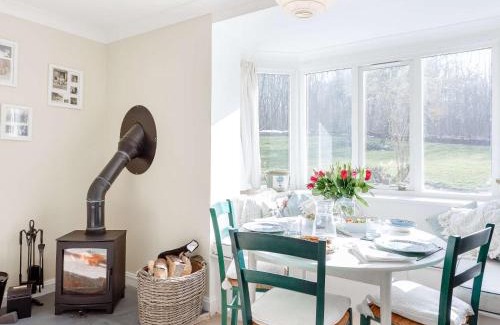 Turriff House | Family-Friendly 3-Bedroom Retreat in Turriff