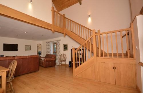 East Horrington House | Family-Friendly 3-Bed Hotel in Pet-Friendly Wells