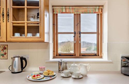 Wembury House | Comfortable 3-Bed Accommodation in Wembury for Families